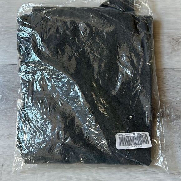 Valkyrae Vintage Skyfall Limited T-Shirt-Unisex‎ T-Shirt Sz L NWT in packaging - Picture 4 of 5